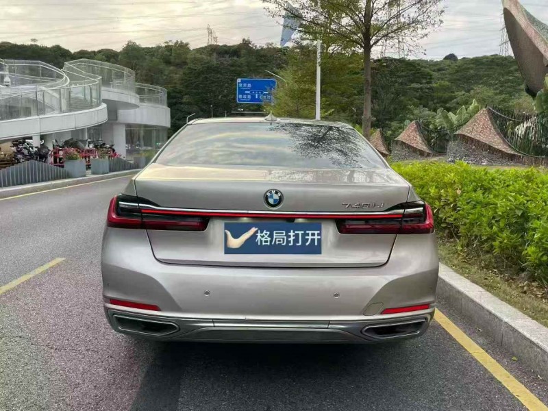 广州21年宝马7系9