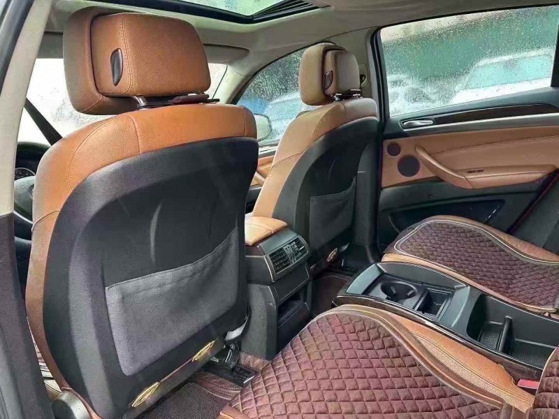 广州12年宝马X66