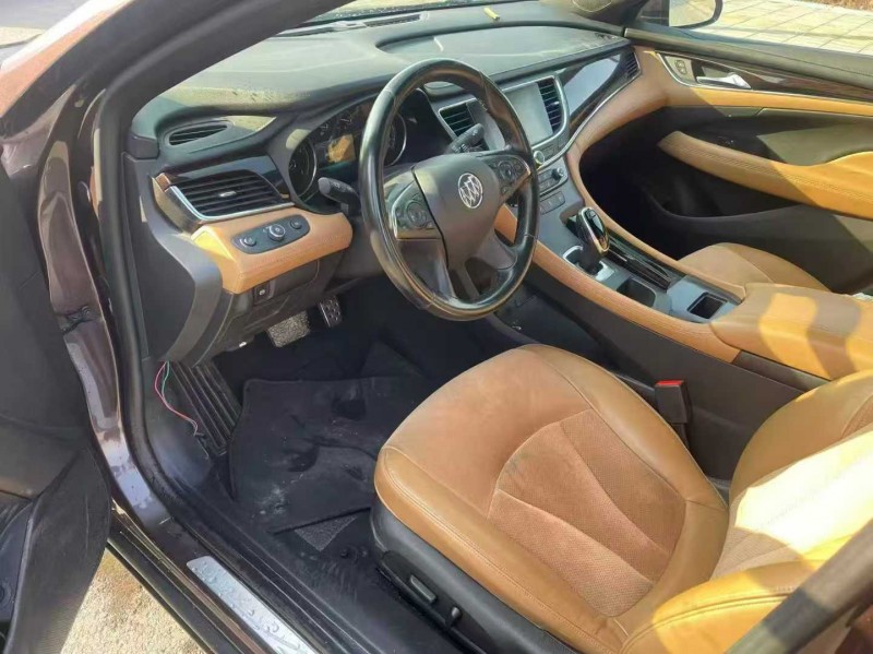 郑州16年别克君越9