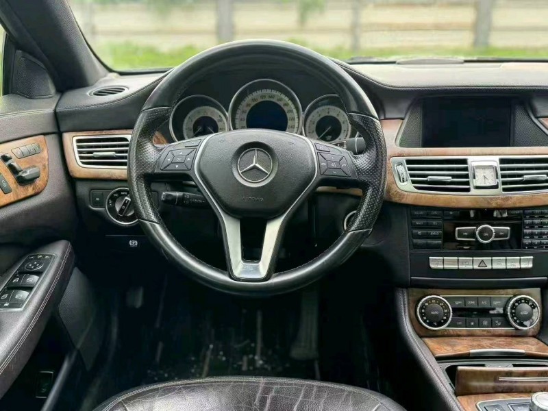 广州15年奔驰CLS9