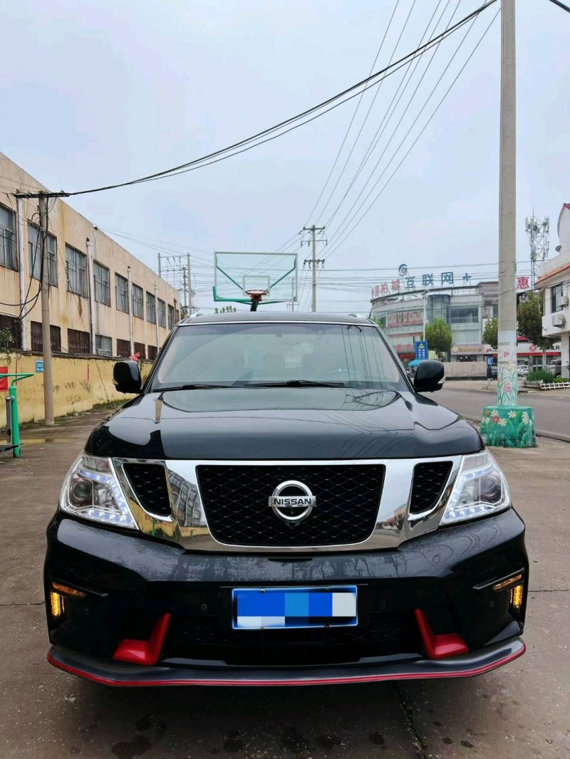 潍坊17年日产途乐1