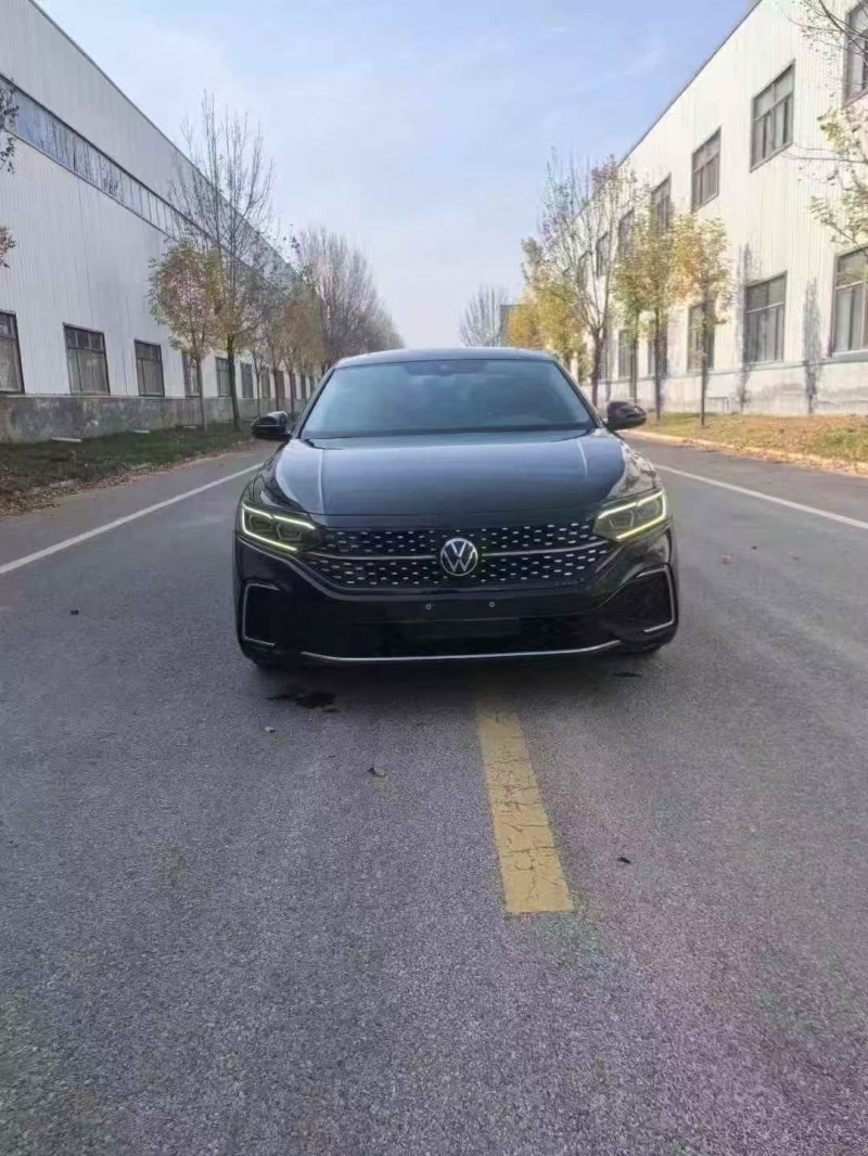 菏泽22年大众帕萨特1