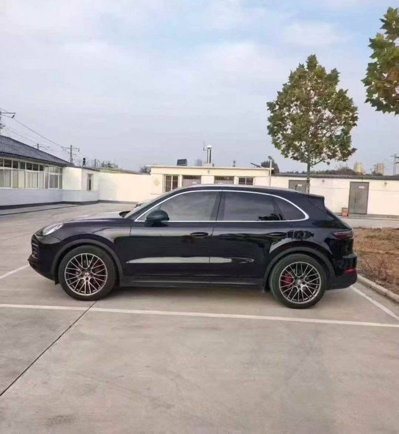 菏泽22年保时捷卡宴3