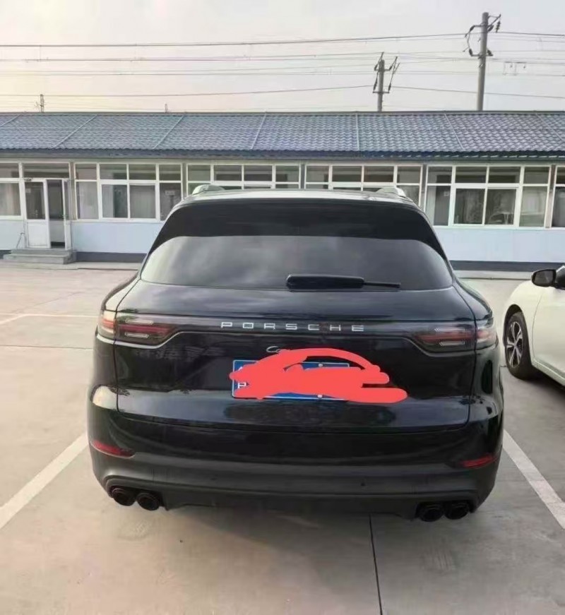 菏泽22年保时捷卡宴9
