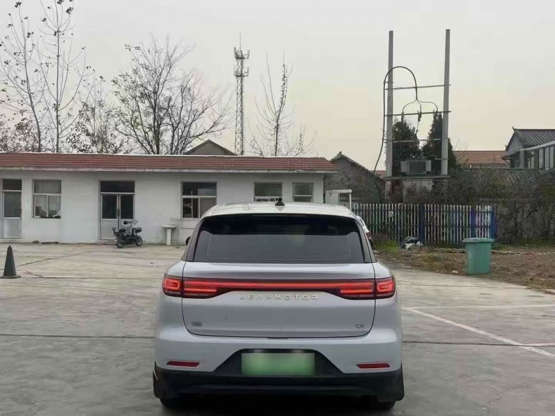 菏泽23年零跑汽车C119