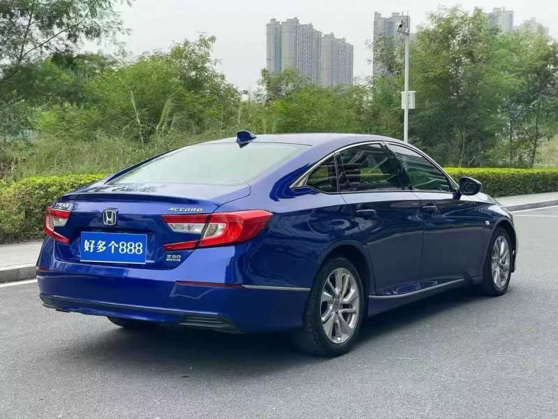 东莞19年本田雅阁7