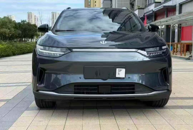 淮安24年零跑汽车C111