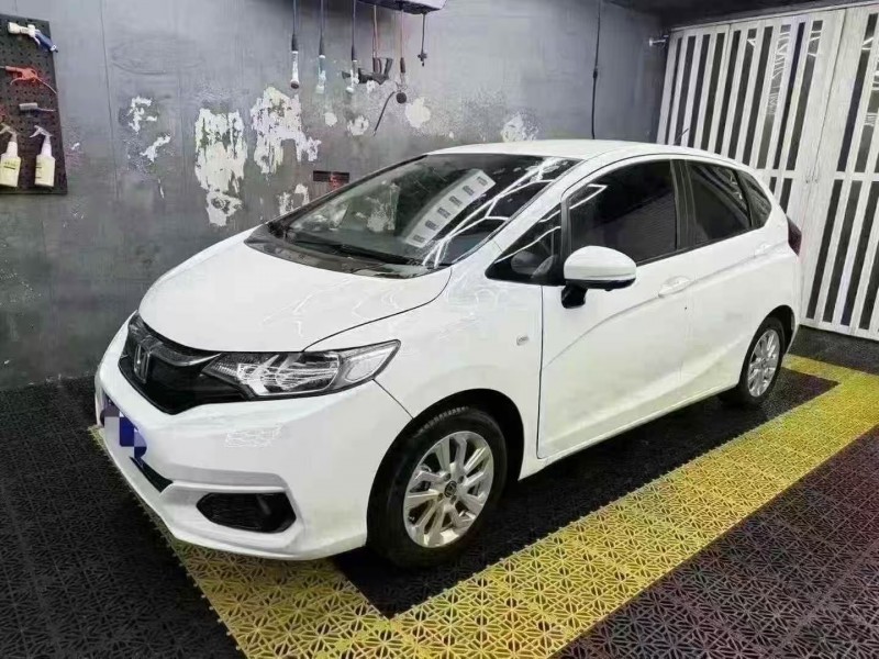 菏泽20年本田飞度3