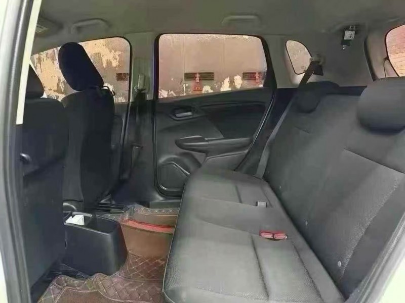 菏泽20年本田飞度4