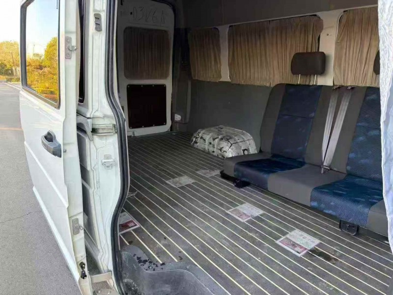 淮安23年依维柯得意4