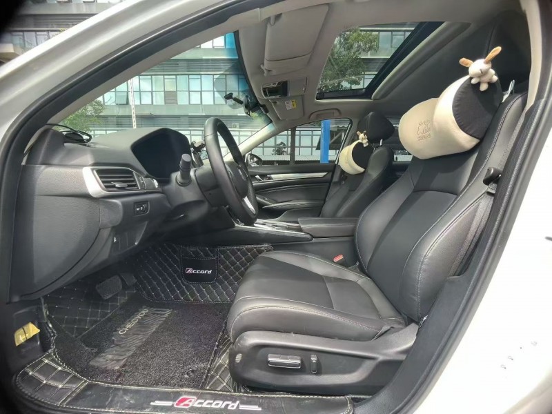 东莞22年本田雅阁5