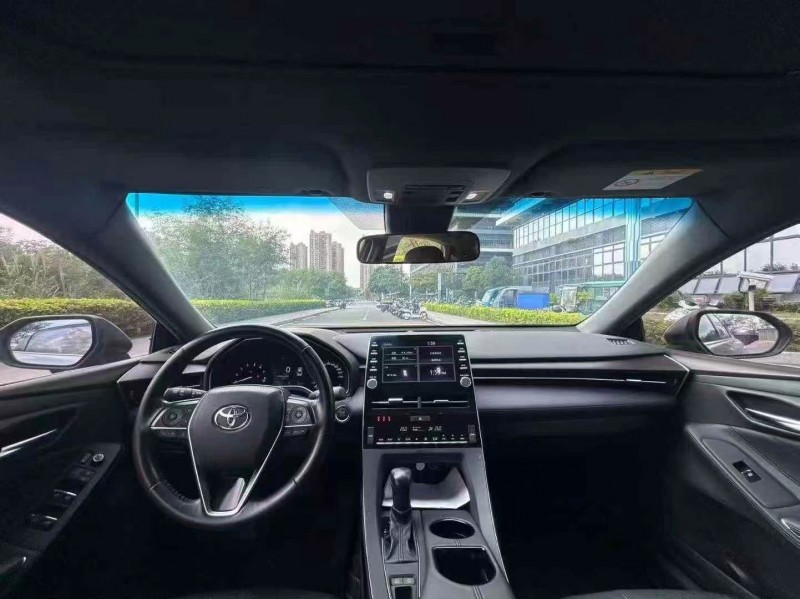 东莞19年丰田亚洲龙5