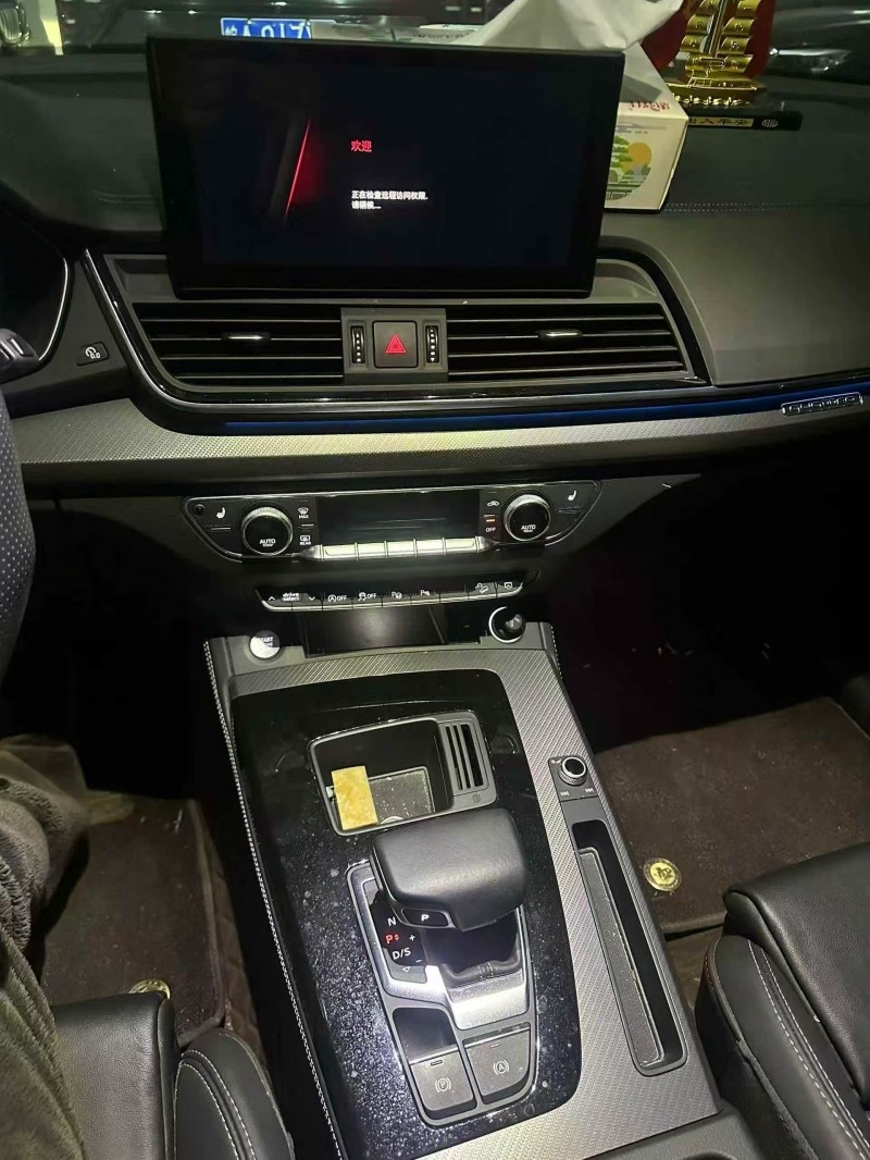 洛阳22年奥迪Q52