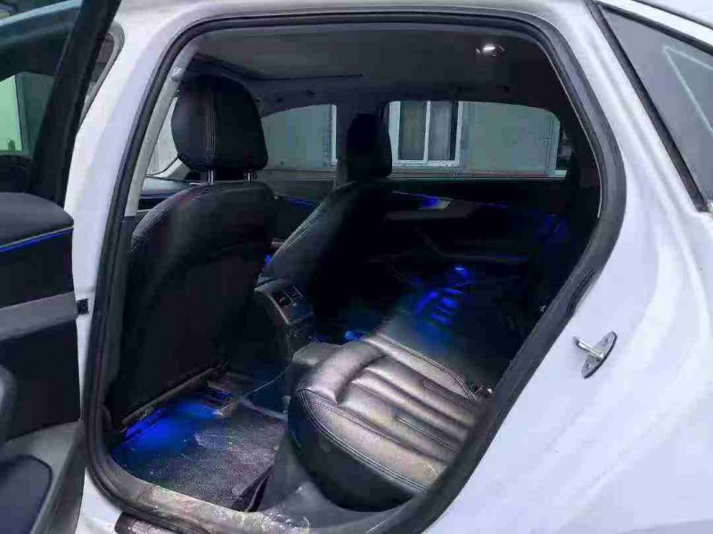 潍坊17年奥迪A4L6