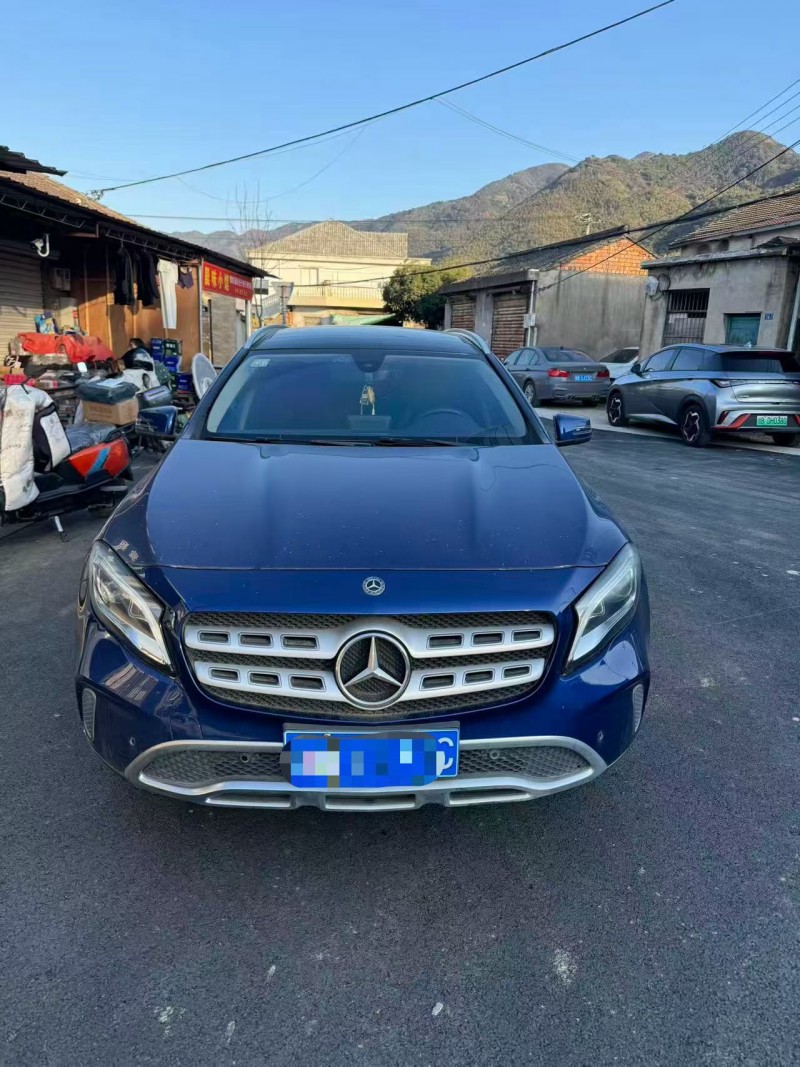 南昌19年奔驰GLA1