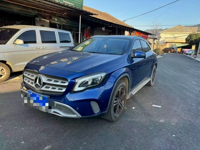 南昌19年奔驰GLA2