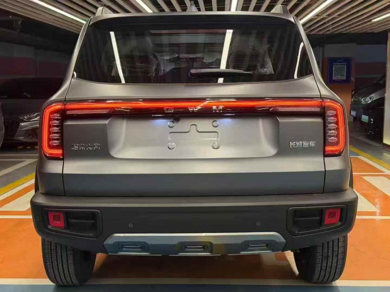 宜昌25年哈弗大狗8