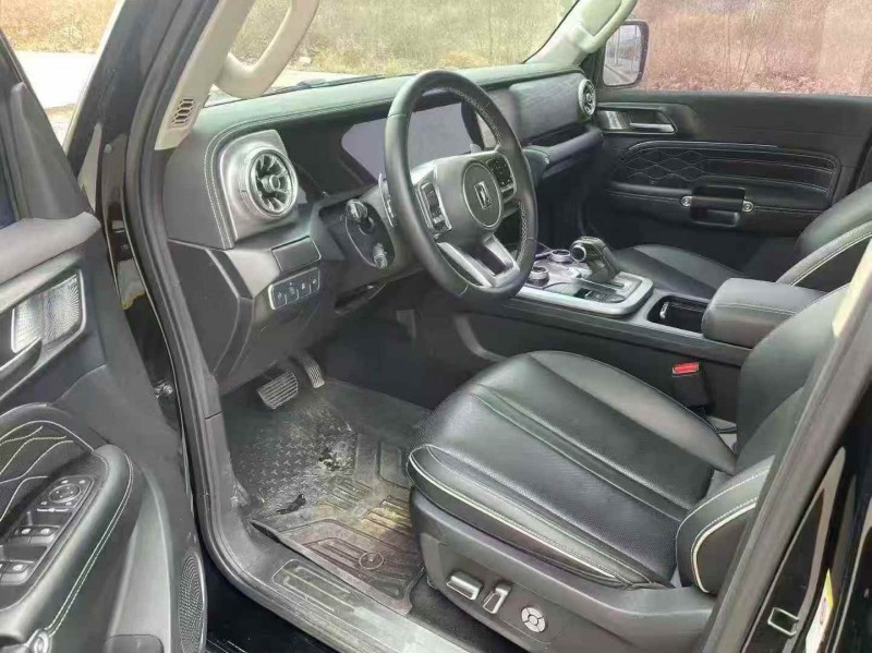 开封23年长城汽车坦克4