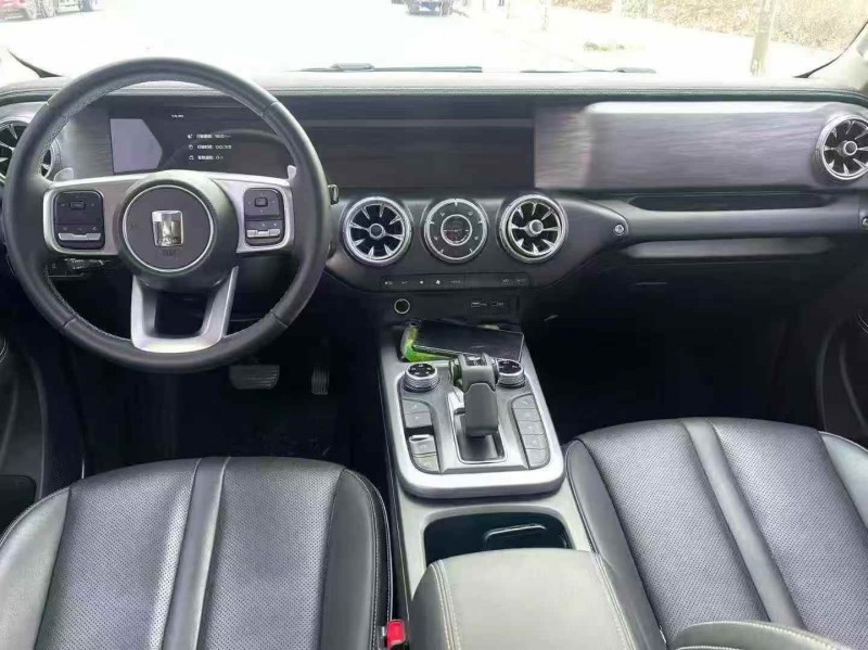 开封23年长城汽车坦克6