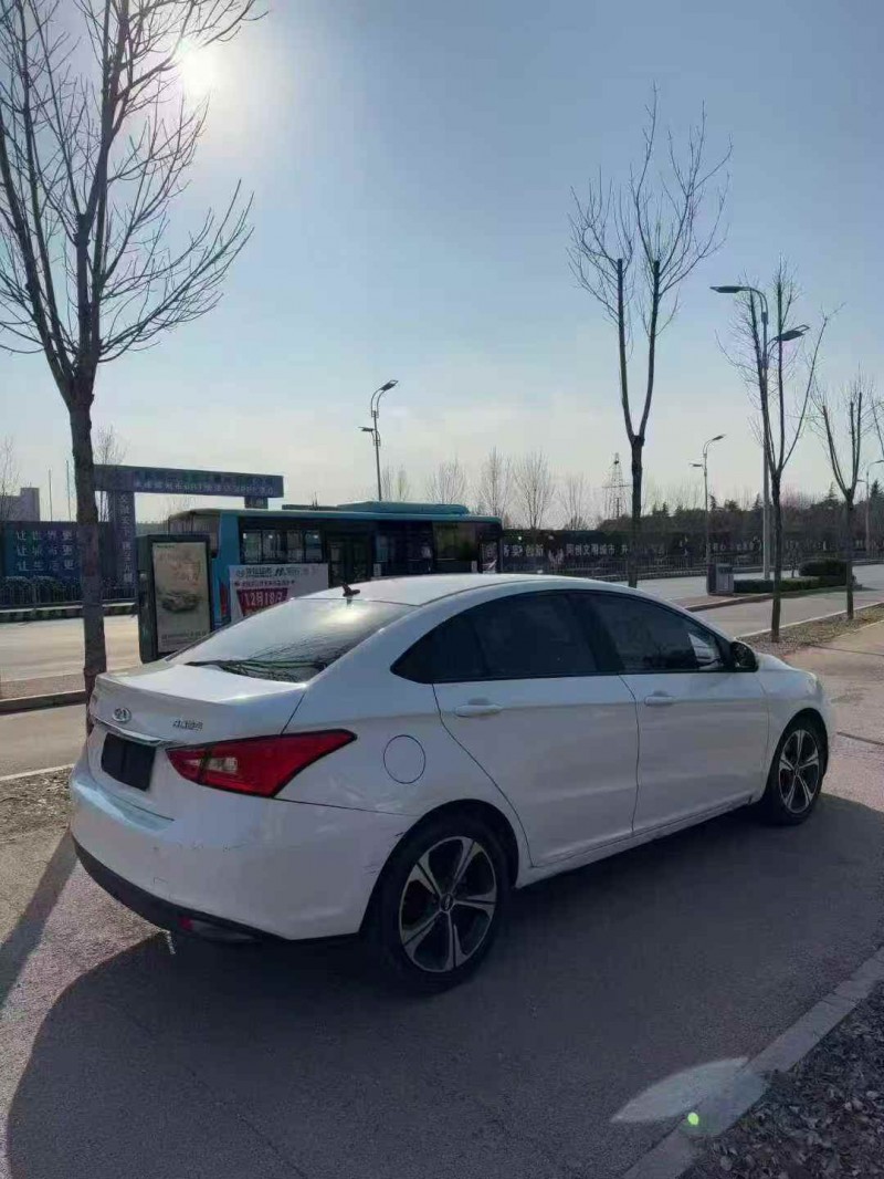 济宁20年奇瑞艾瑞泽8