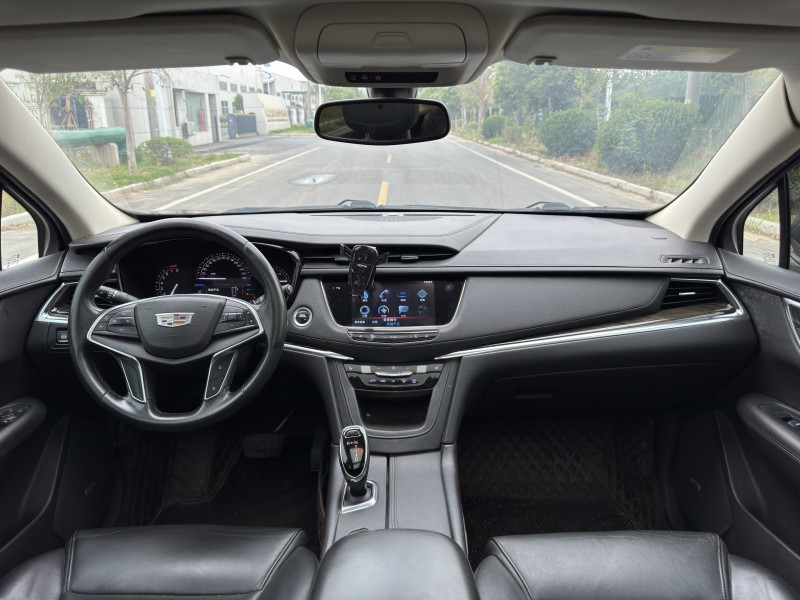 盐城16年凯迪拉克XT58