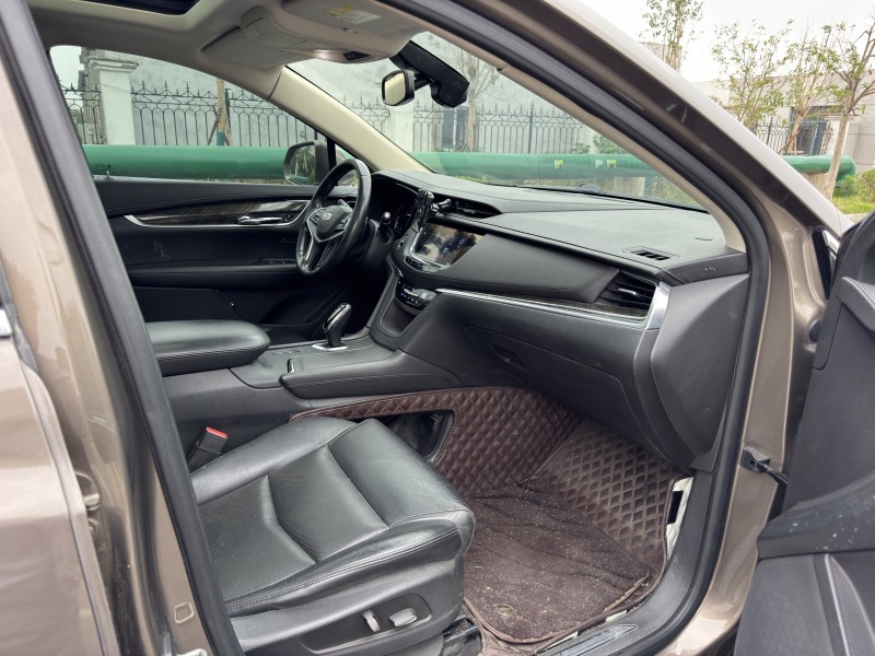 盐城16年凯迪拉克XT59