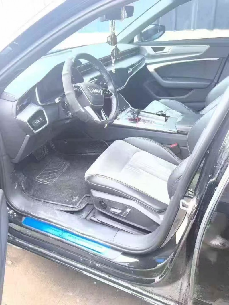 西安24年奥迪A6L8