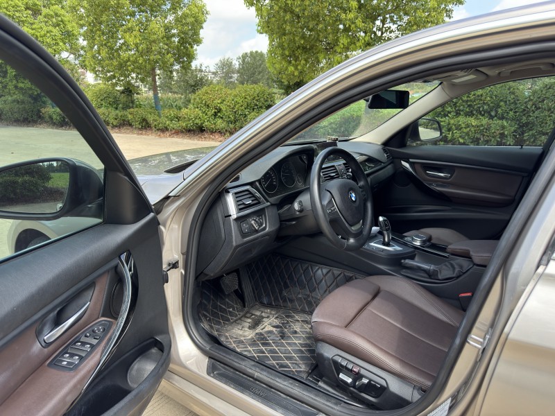 盐城19年宝马3系6