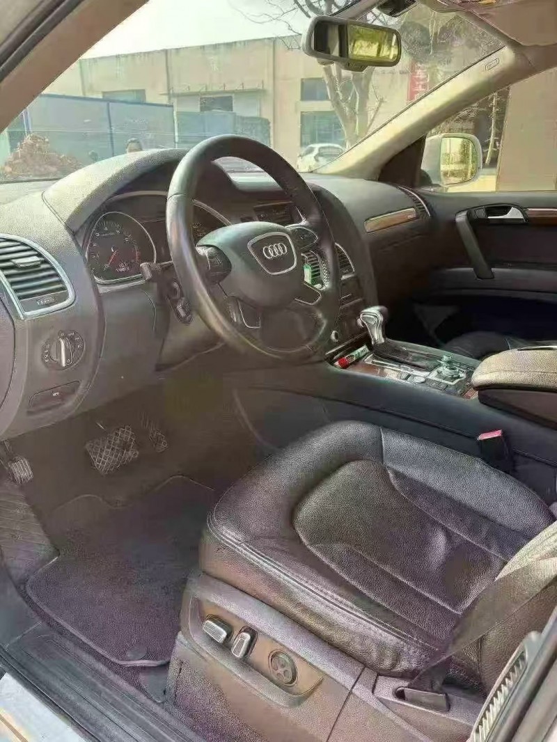 襄阳13年奥迪Q74