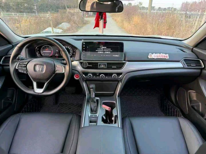 台州22年本田雅阁9