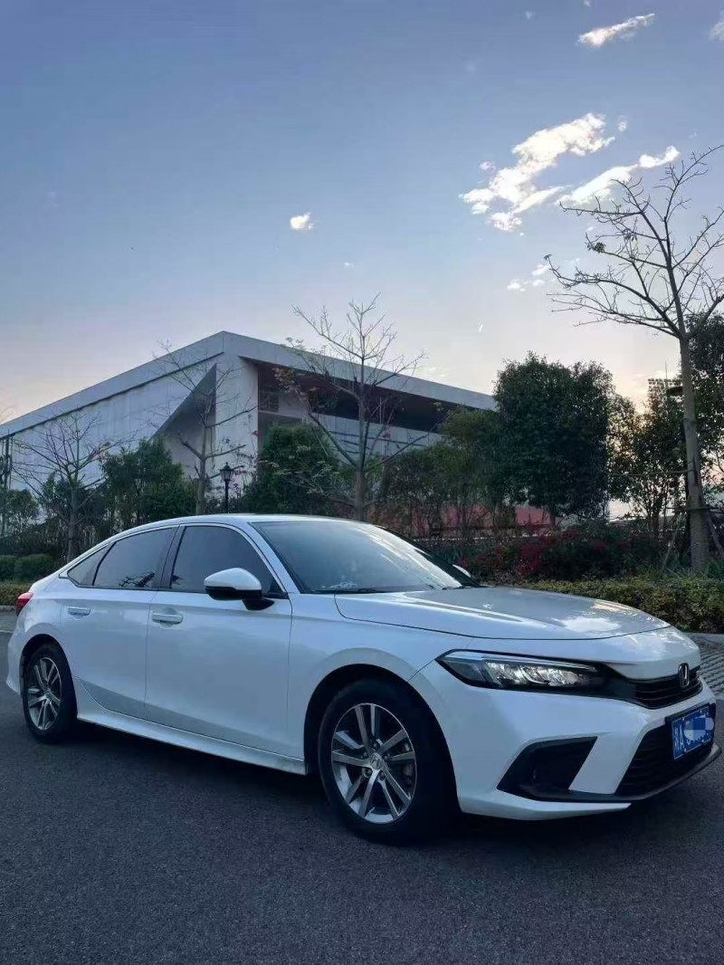 厦门22年本田思域3
