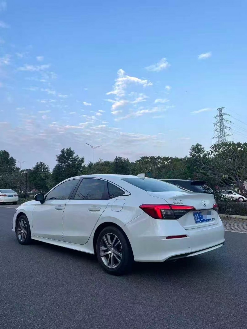 厦门22年本田思域8