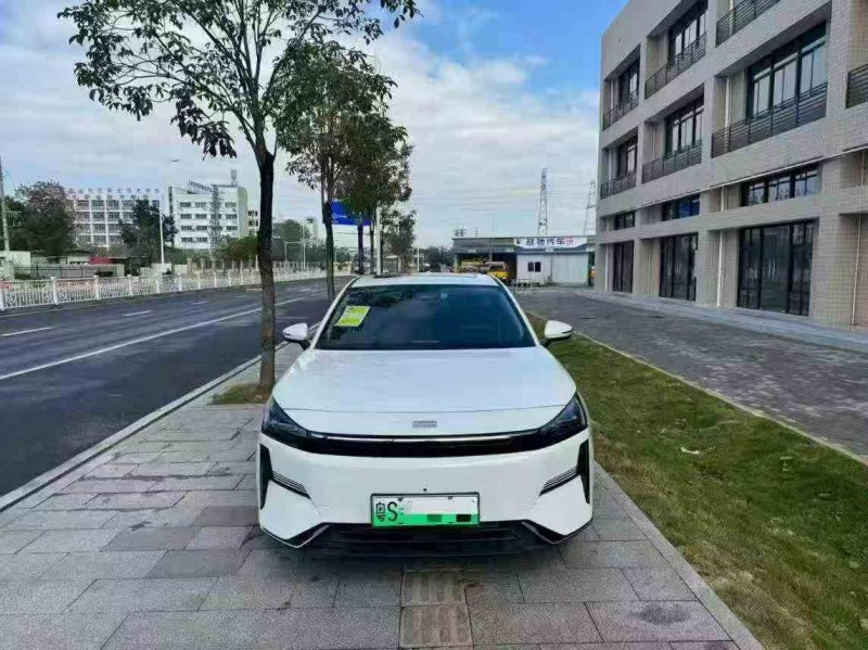 湛江25年吉利银河1