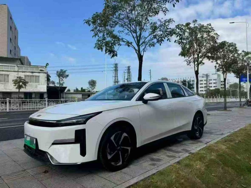 湛江25年吉利银河3