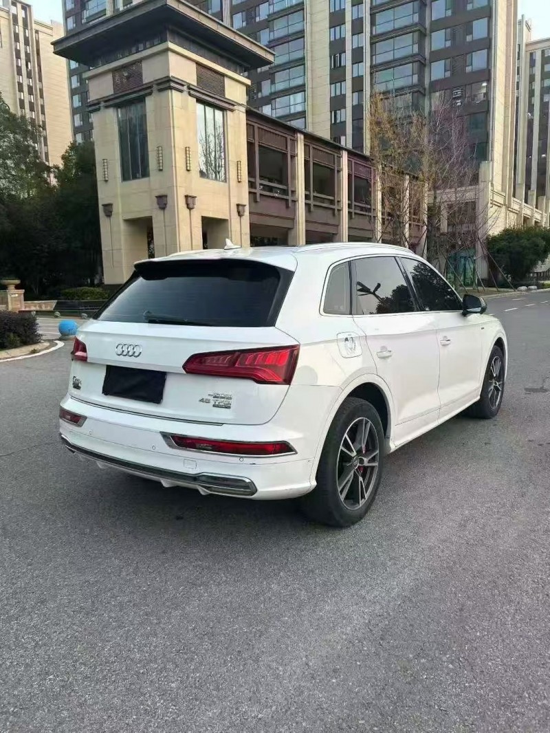 南阳19年奥迪Q59