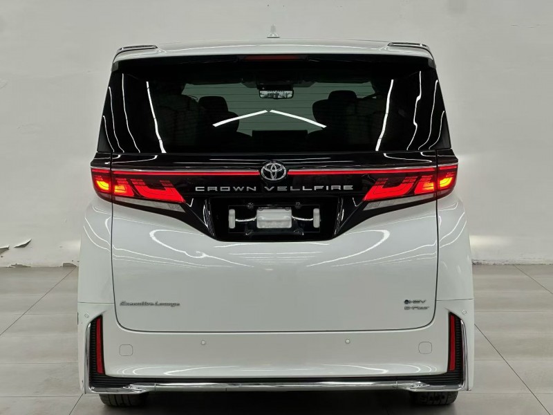 唐山23年丰田威尔法9