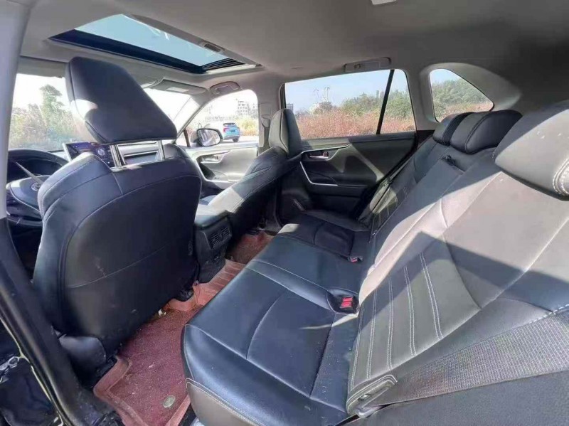 邵阳21年丰田威兰达7