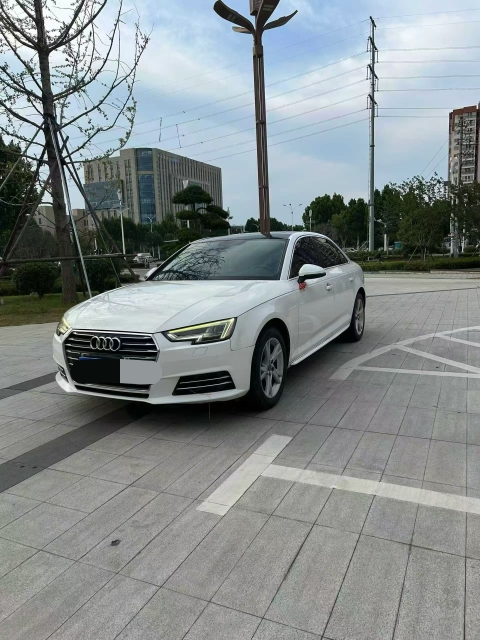 南阳18年奥迪A4L3