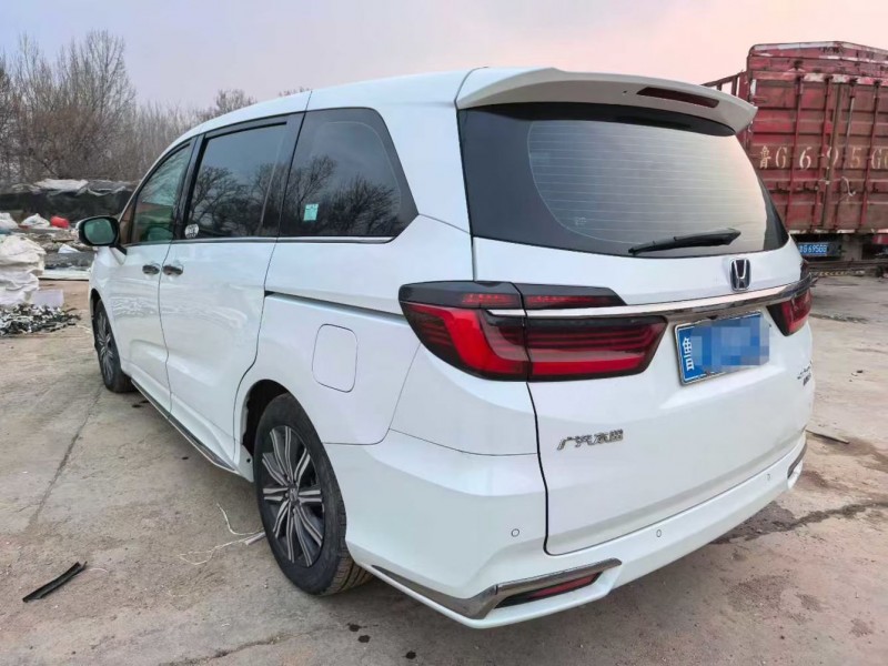 济宁22年本田奥德赛7