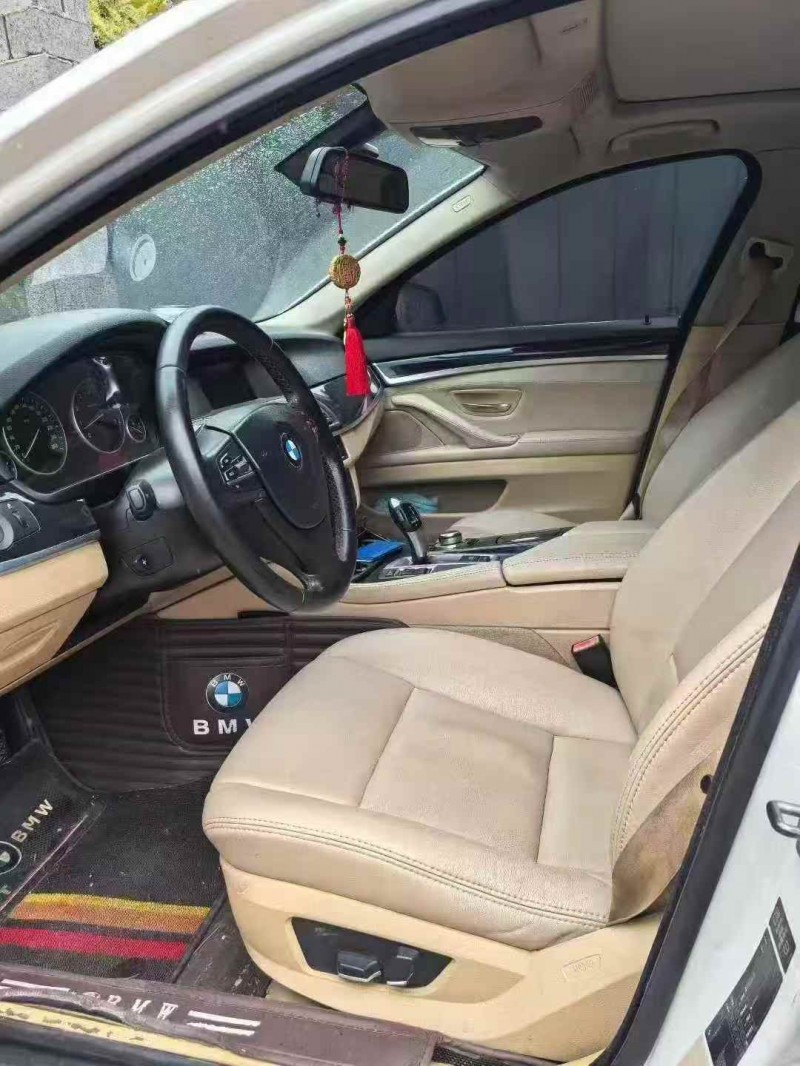 湖州13年宝马5系4