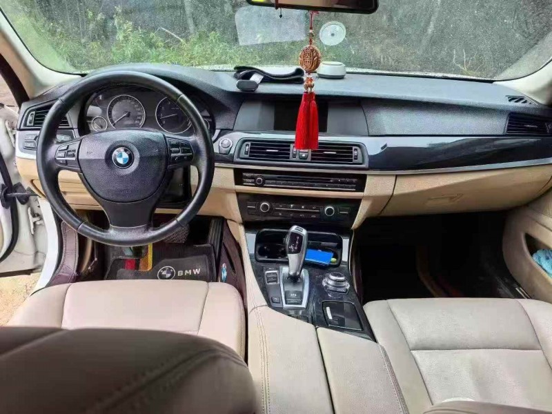 湖州13年宝马5系5