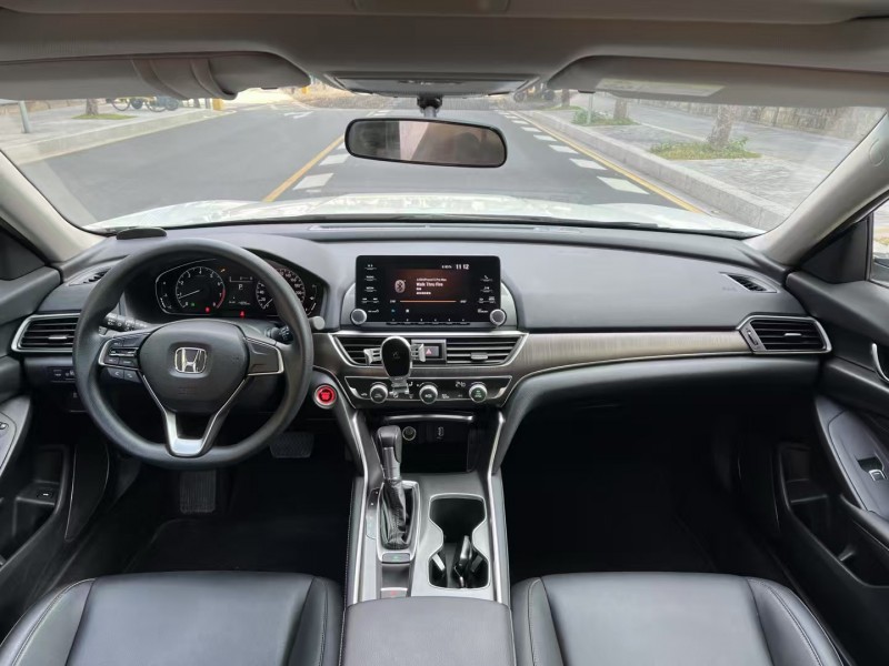 深圳20年本田雅阁4