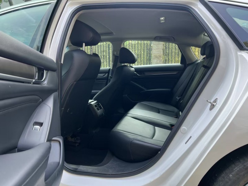 深圳20年本田雅阁5