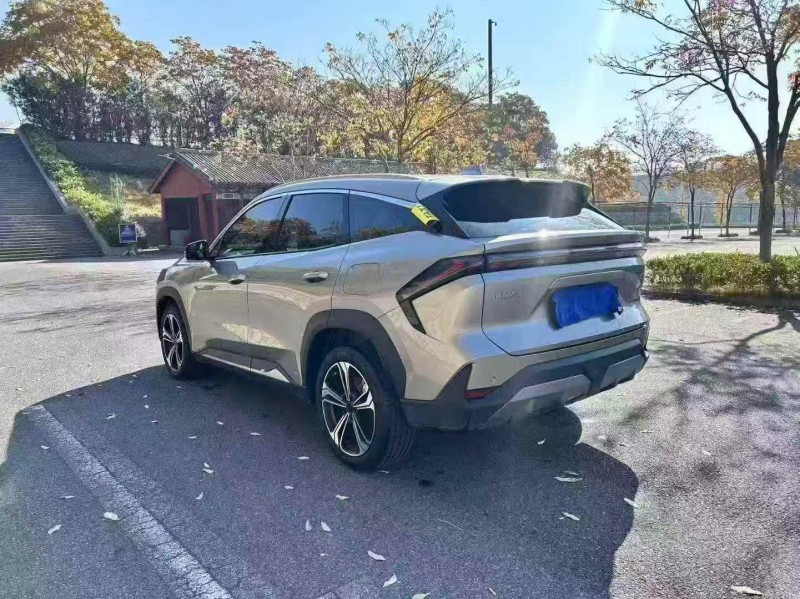 温州23年吉利银河9