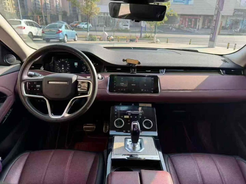 萍乡23年路虎极光4