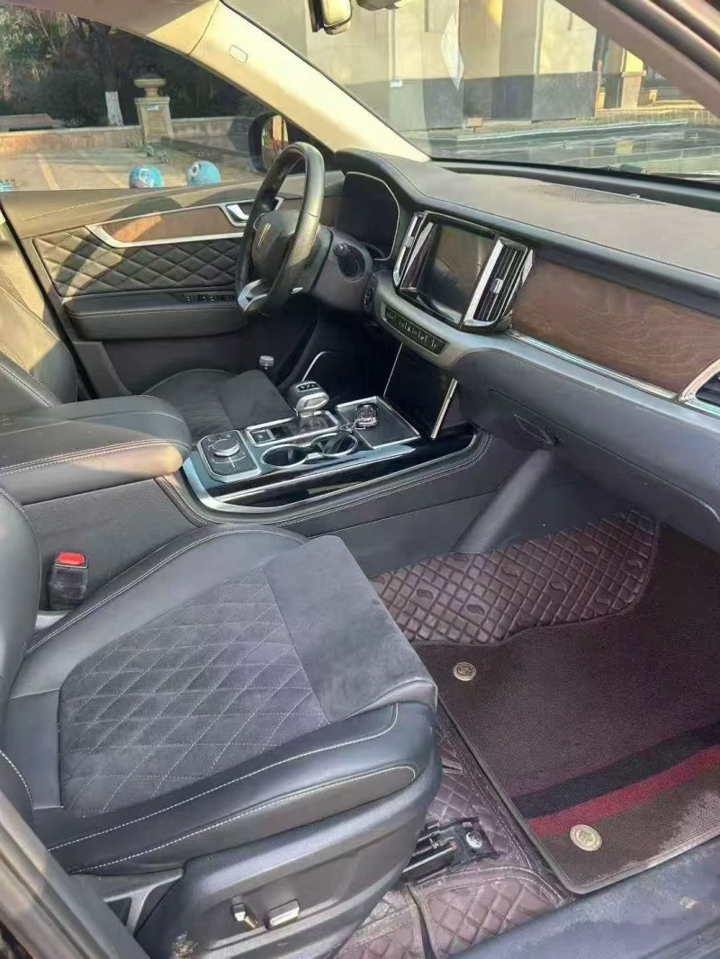 南阳21年红旗HS78