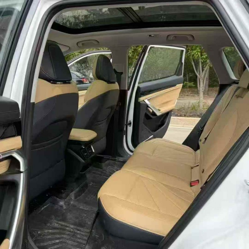 枣庄23年吉利博越4