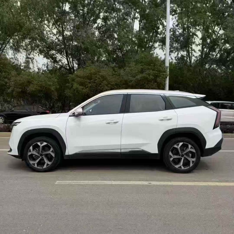 枣庄23年吉利博越7