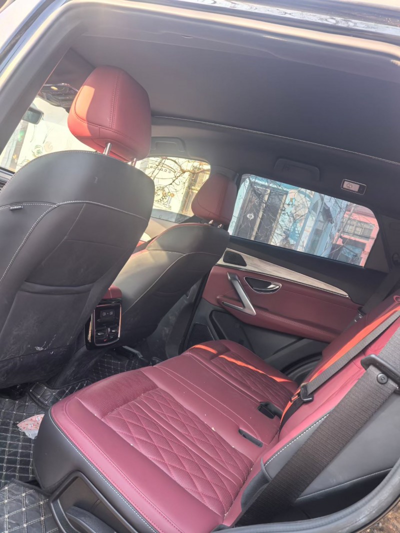 济宁24年奇瑞捷途5