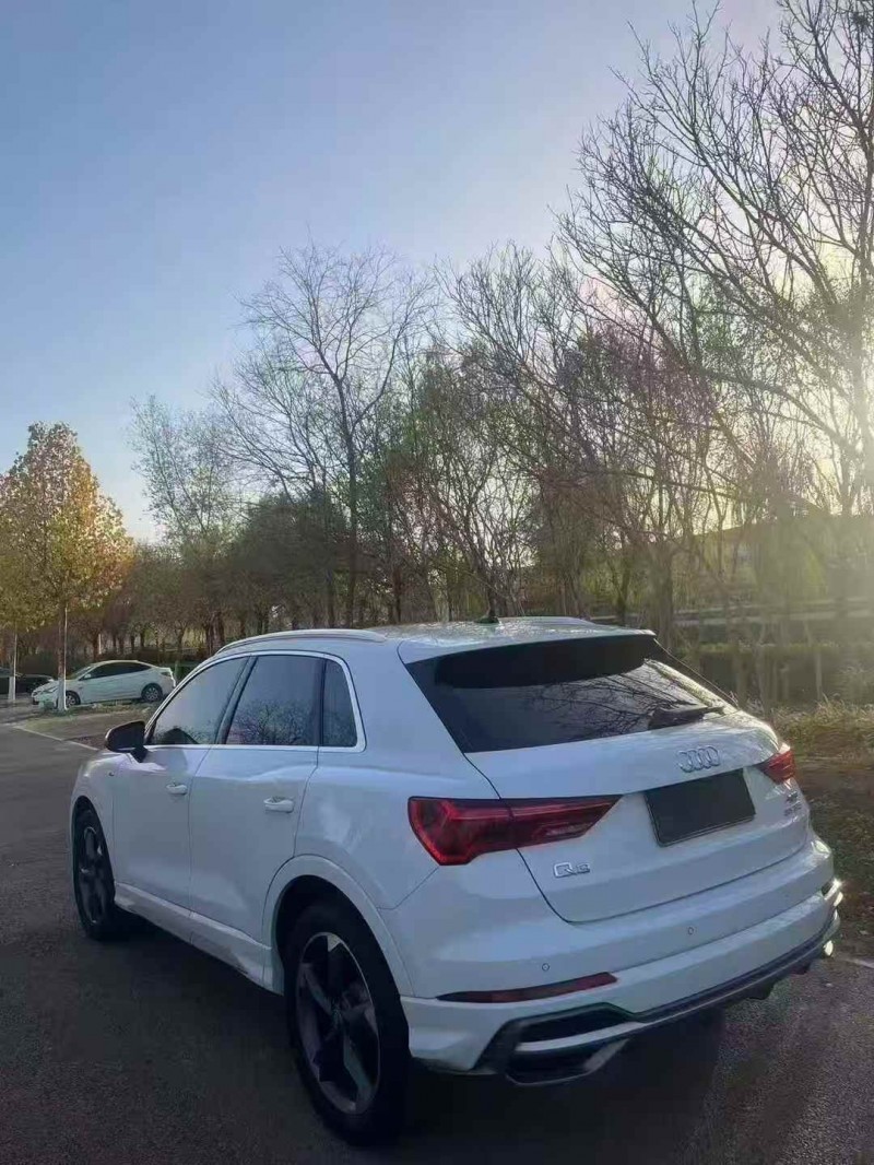 济宁20年奥迪Q38